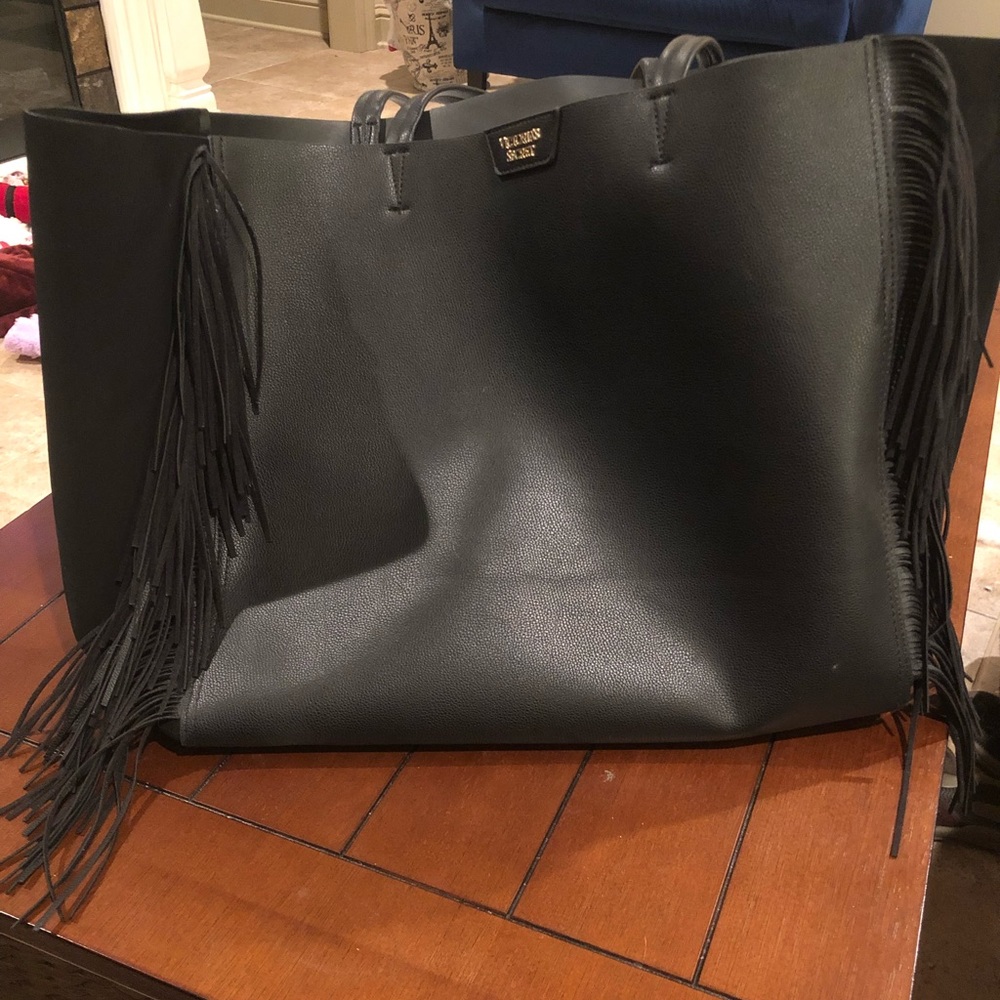 Black Victoria’s Secret tote bag